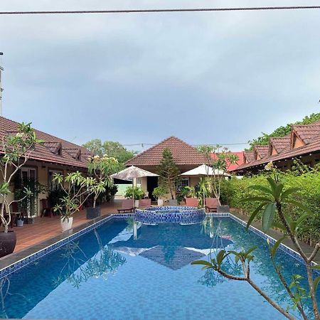 Hello Kampot Resort Dış mekan fotoğraf